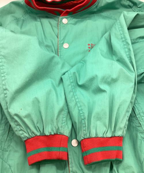 VALENTINO GARAVANI（ヴァレンティノ・ガラヴァーニ）VALENTINO GARAVANI (ヴァレンティノ・ガラヴァーニ) スタジャン レッド×グリーン サイズ:不明の古着・服飾アイテム