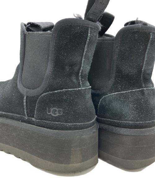 UGG（アグ）UGG (アグ) アグ ニューメル プラットフォーム チェルシー ブラック サイズ:25の古着・服飾アイテム