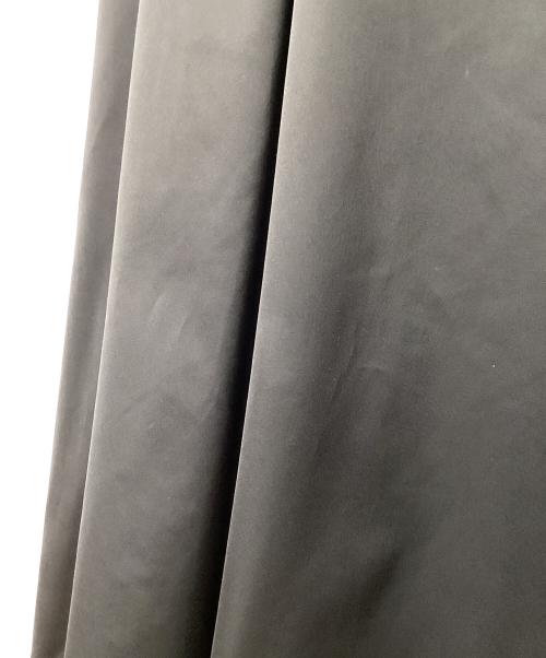 LANVIN en Bleu（ランバンオンブルー）LANVIN en Bleu (ランバンオンブルー) ストレッチサテンフレアスカート ブラック サイズ:36の古着・服飾アイテム