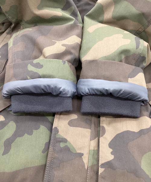 THE NORTH FACE（ザ ノース フェイス）THE NORTH FACE (ザ ノース フェイス) エレバスジャケット カーキ サイズ:XLの古着・服飾アイテム