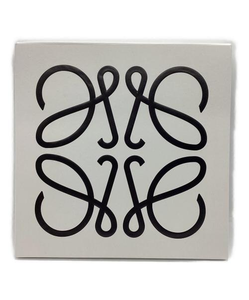 LOEWE（ロエベ）LOEWE (ロエベ) マフラー アイボリーの古着・服飾アイテム