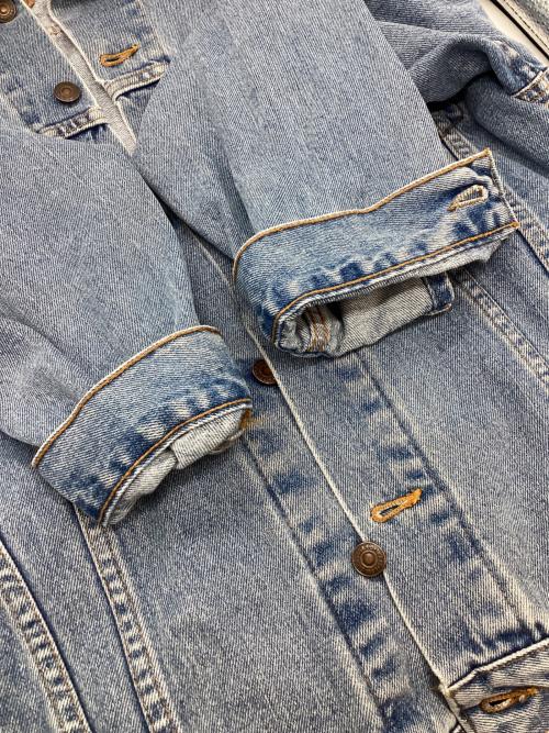 LEVI'S（リーバイス）LEVI'S (リーバイス) デニムジャケット ブルー サイズ:XLの古着・服飾アイテム
