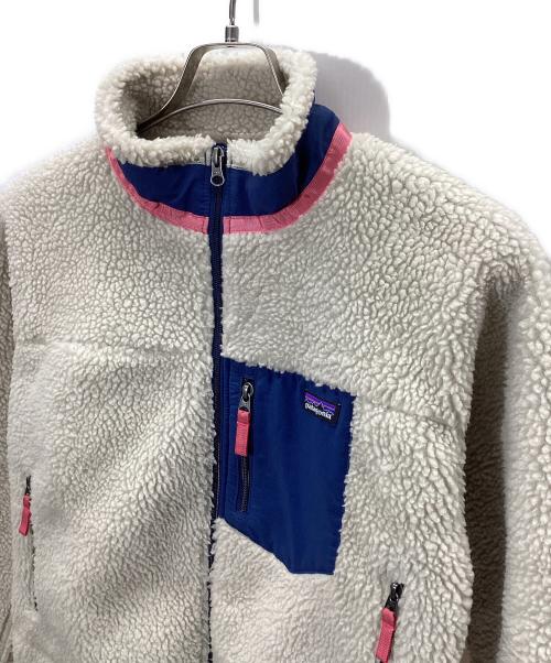 Patagonia（パタゴニア）Patagonia (パタゴニア) Kids Classic Retro-X Jacket ベージュ×ネイビー サイズ:XLの古着・服飾アイテム