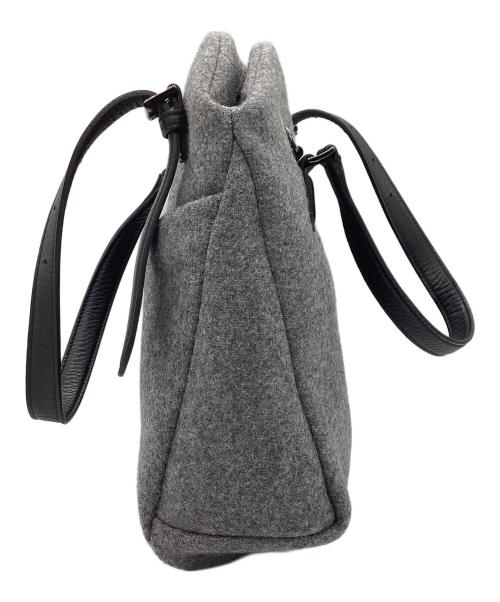 discord Yohji Yamamoto（ディスコード ヨウジヤマモト）discord Yohji Yamamoto (ディスコード ヨウジヤマモト) メルトン ポム・ド・テール ポーチ ブラック×グレーの古着・服飾アイテム