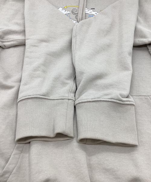 WIND AND SEA（ウィンダンシー）WIND AND SEA (ウィンダンシー) プルオーバーパーカー ベージュ サイズ:Lの古着・服飾アイテム