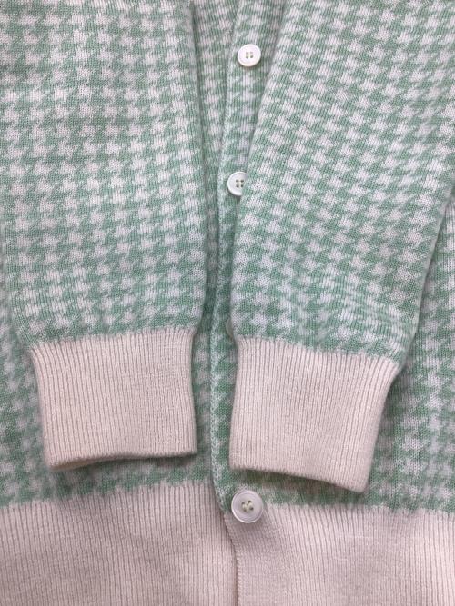 MIU MIU（ミュウミュウ）MIU MIU (ミュウミュウ) 薄手カーディガン 黄緑 サイズ:38の古着・服飾アイテム