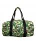 A BATHING APE（アベイシングエイプ）の古着「サルカモプリントナイロンボストンバッグ」｜グリーン