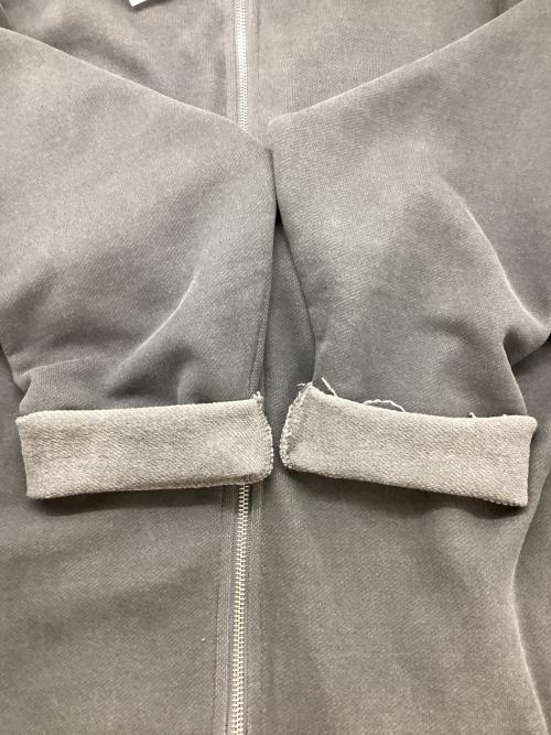JUNG KOOK（ジョングク）JUNG KOOK (ジョングク) ARMYST (アーミスト) ジップパーカー グレー サイズ:XLの古着・服飾アイテム