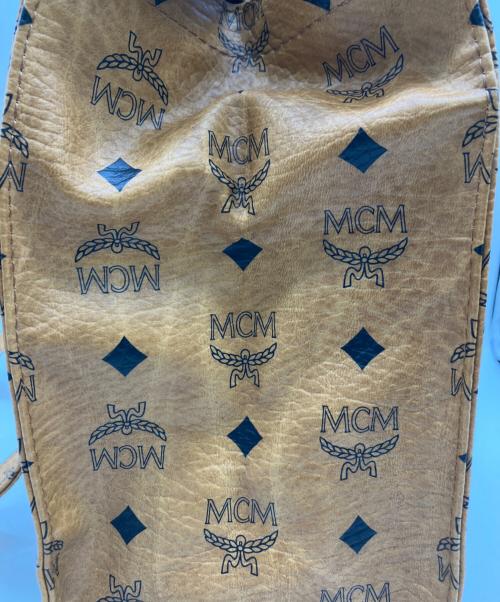 MCM（エムシーエム）MCM (エムシーエム) ショルダーバッグ ベージュの古着・服飾アイテム