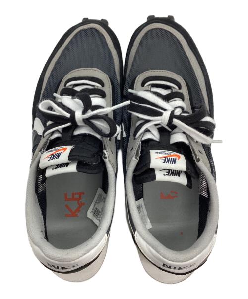 NIKE（ナイキ）NIKE (ナイキ) sacai (サカイ) スニーカー ブラック×ホワイト サイズ:27.5の古着・服飾アイテム