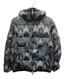 TATRAS（タトラス）の古着「TATRAS タトラス Rライン MISSOURI オリジナルプリント ダウンジャケット リバーシブル」｜グレー×ブラック