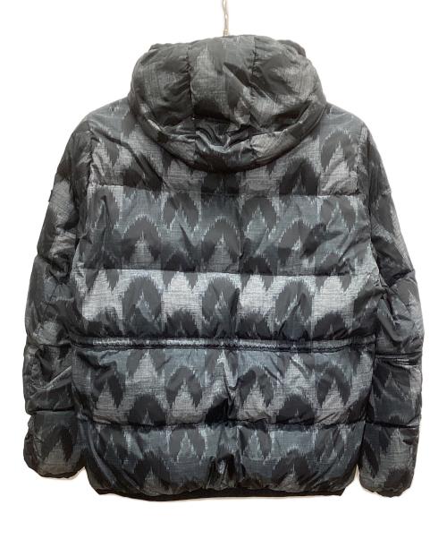 TATRAS（タトラス）TATRAS (タトラス) TATRAS タトラス Rライン MISSOURI オリジナルプリント ダウンジャケット リバーシブル グレー×ブラック サイズ:2の古着・服飾アイテム