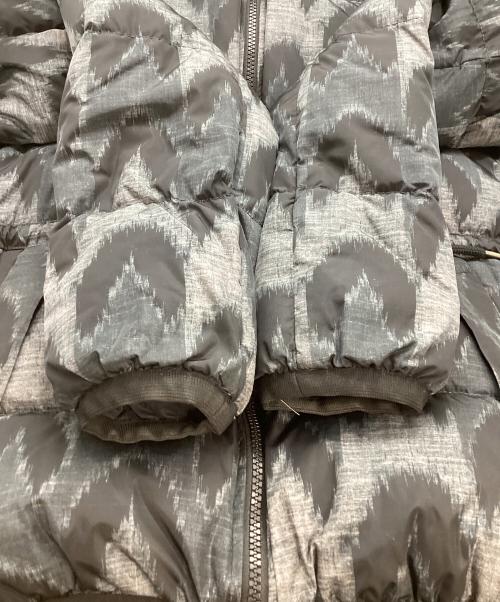 TATRAS（タトラス）TATRAS (タトラス) TATRAS タトラス Rライン MISSOURI オリジナルプリント ダウンジャケット リバーシブル グレー×ブラック サイズ:2の古着・服飾アイテム