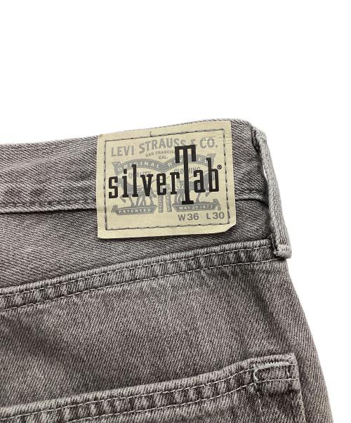 LEVI'S（リーバイス）LEVI'S (リーバイス) LEVI'S　SILVERTAB™ ルーズフィット ブラック サイズ:36×30の古着・服飾アイテム