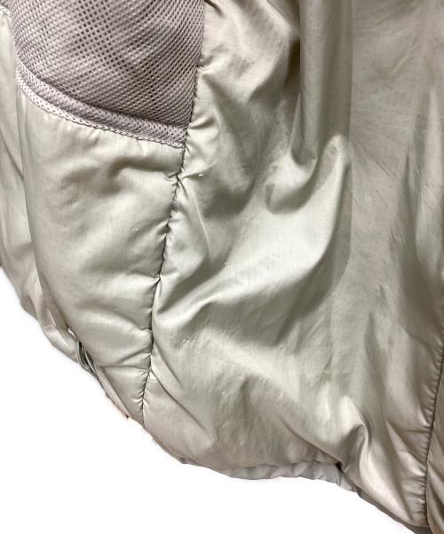 US ARMY（ユーエスアーミー）US ARMY (ユーエスアーミー) プリマロフトジャケット グレー サイズ:Sの古着・服飾アイテム