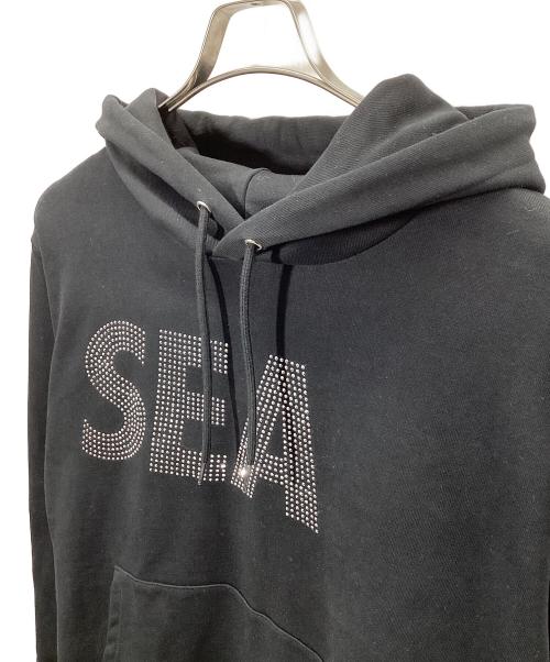 WIND AND SEA（ウィンダンシー）WIND AND SEA (ウィンダンシー) ラインストーンプルオーバーパーカー ブラック サイズ:Lの古着・服飾アイテム