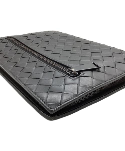 BOTTEGA VENETA（ボッテガベネタ）BOTTEGA VENETA (ボッテガベネタ) セカンドバッグ ブラックの古着・服飾アイテム