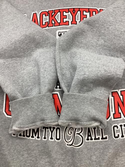 THE BLACK EYE PATCH（ブラックアイパッチ）THE BLACK EYE PATCH (ブラックアイパッチ) Champion (チャンピオン) スウェット ライトグレー サイズ:Mの古着・服飾アイテム