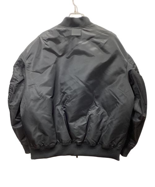 +J（プラスジェイ）+J (プラスジェイ) ハイブリッドダウンオーバーサイズMA-1ブルゾン ブラック サイズ:4XLの古着・服飾アイテム