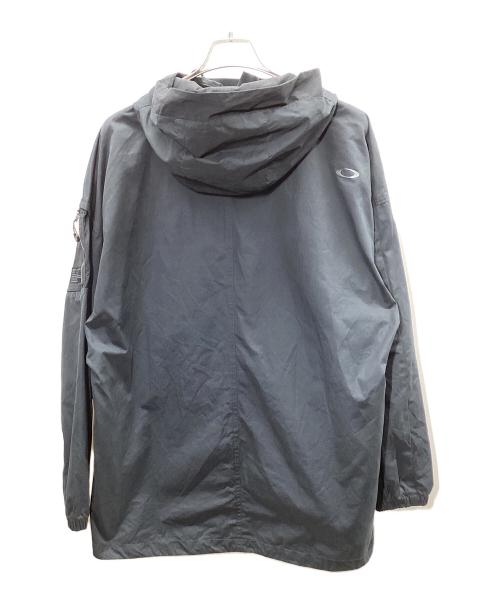 OAKLEY（オークリー）OAKLEY (オークリー) アノラックパーカー ブラック サイズ:XLの古着・服飾アイテム