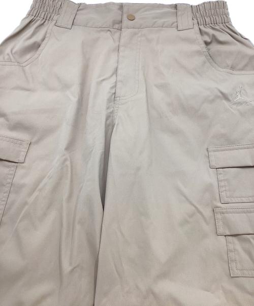 NIKE（ナイキ）NIKE (ナイキ) カーゴパンツ ベージュ サイズ:Lの古着・服飾アイテム