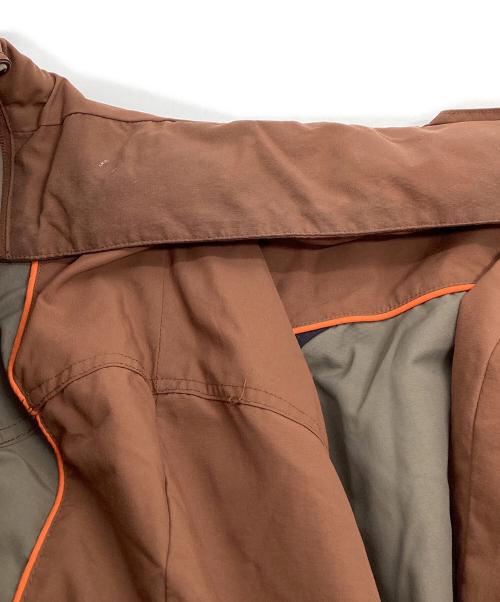 SUPREME（シュプリーム）Supreme (シュプリーム) ナイロンジャケット ベージュ×ブラウン サイズ:Lの古着・服飾アイテム