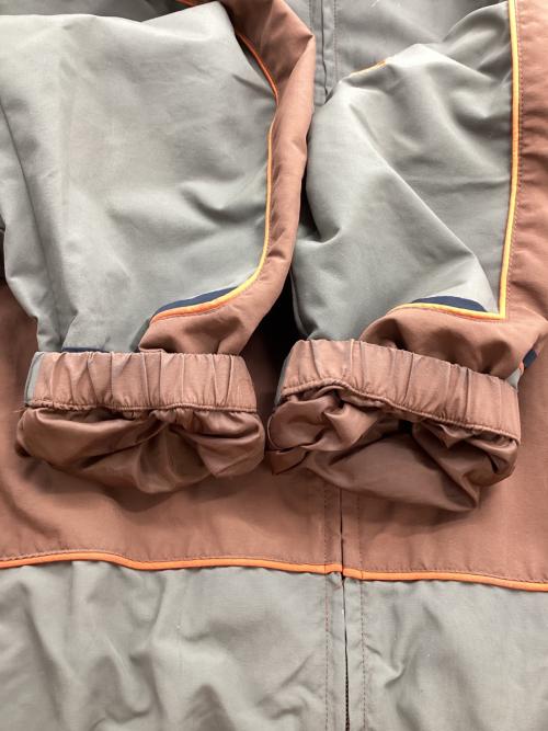 SUPREME（シュプリーム）Supreme (シュプリーム) ナイロンジャケット ベージュ×ブラウン サイズ:Lの古着・服飾アイテム