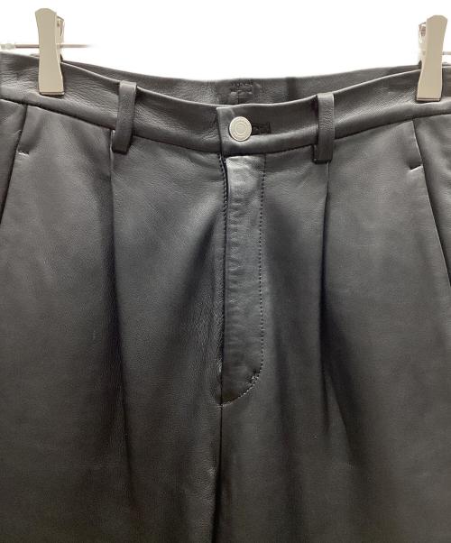 jonnlynx（ジョンリンクス）jonnlynx (ジョンリンクス) ジョンリンクス シープレザー ストレート パンツ ブラック サイズ:Mの古着・服飾アイテム