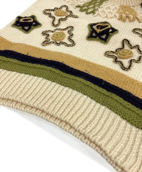 ISSEY MIYAKE（イッセイミヤケ）ISSEY MIYAKE (イッセイミヤケ) i.s. ISSEY MIYAKE(アイエス イッセイミヤケ) 90’s motif embroidery knit ベージュ サイズ:Mの古着・服飾アイテム