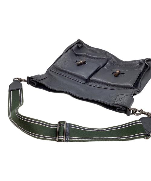 GUCCI（グッチ）GUCCI (グッチ) ショルダーバッグ ネイビーの古着・服飾アイテム