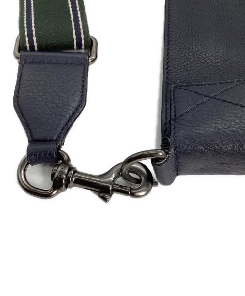 GUCCI（グッチ）GUCCI (グッチ) ショルダーバッグ ネイビーの古着・服飾アイテム