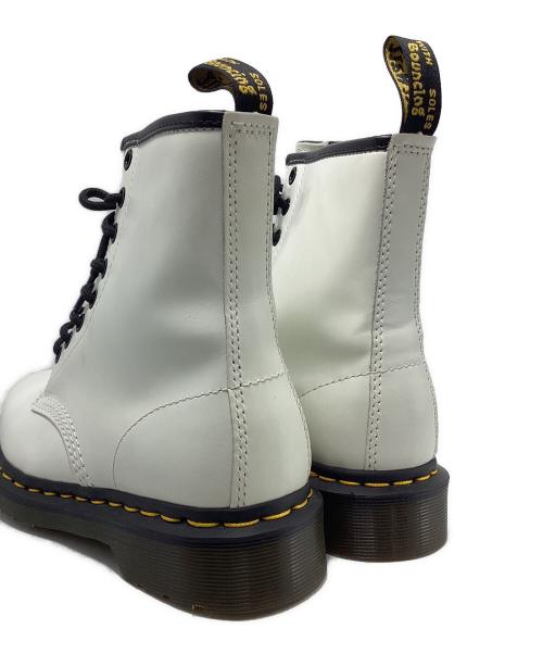 Dr.Martens（ドクターマーチン）Dr.Martens (ドクターマーチン) 8ホールブーツ 8EYE BOOT ホワイト サイズ:23の古着・服飾アイテム