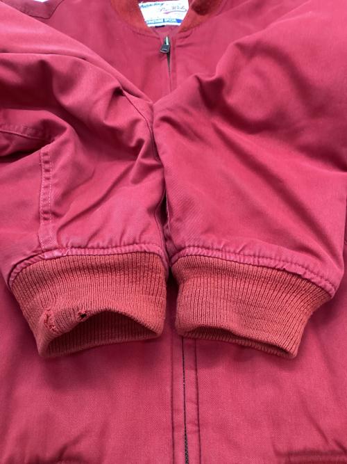 BE-HOT（ビーホット）BE-HOT (ビーホット) スタジャン レッド サイズ:Mの古着・服飾アイテム