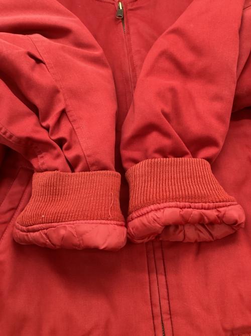 BE-HOT（ビーホット）BE-HOT (ビーホット) スタジャン レッド サイズ:Mの古着・服飾アイテム