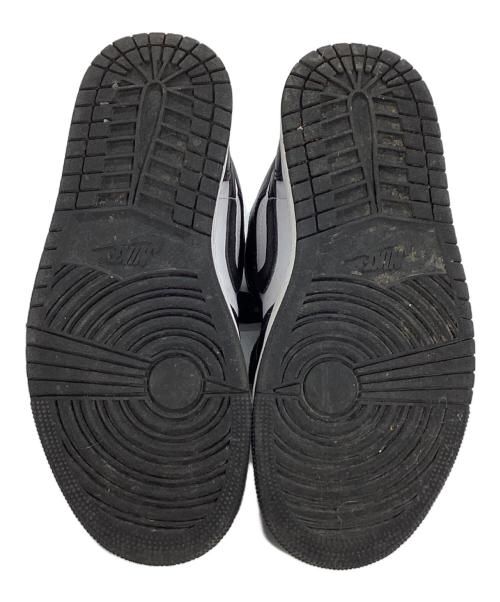 NIKE（ナイキ）NIKE (ナイキ) エア ジョーダン 1 MID ホワイト×ブラック サイズ:24cmの古着・服飾アイテム