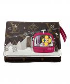 LOUIS VUITTONルイ ヴィトン）の古着「ポルトフォイユ・ヴィクトリーヌ 2つ折り財布」｜ブラウン