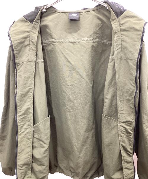 NEW BALANCE（ニューバランス）NEW BALANCE (ニューバランス) ウーブンフーデッドジャケット カーキ サイズ:Sの古着・服飾アイテム