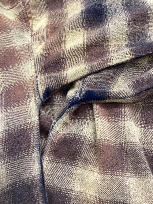 DIESEL（ディーゼル）DIESEL (ディーゼル) 長袖シャツ ブラウン×ベージュ サイズ:XLの古着・服飾アイテム