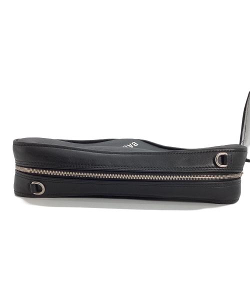 BALENCIAGA（バレンシアガ）BALENCIAGA (バレンシアガ) バレンシアガ トライアングル チェーン ブラックの古着・服飾アイテム