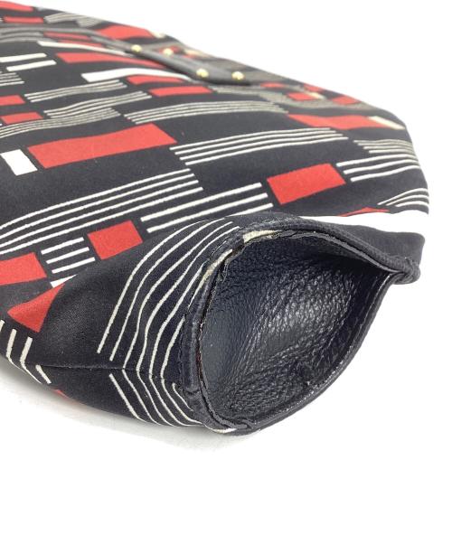 ALEXANDER McQUEEN（アレキサンダーマックイーン）ALEXANDER McQUEEN (アレキサンダーマックイーン) クラッチバッグ マルチカラーの古着・服飾アイテム