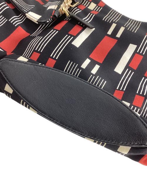 ALEXANDER McQUEEN（アレキサンダーマックイーン）ALEXANDER McQUEEN (アレキサンダーマックイーン) クラッチバッグ マルチカラーの古着・服飾アイテム