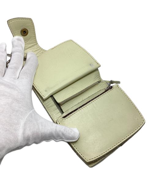 RED MOON（レッドムーン）RED MOON (レッドムーン) チェーン付ショートウォレット ホワイトの古着・服飾アイテム