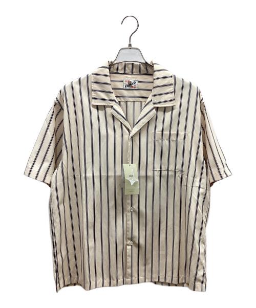 karaku（カラク）karaku (カラク) 半袖シャツ ベージュ サイズ:Lの古着・服飾アイテム
