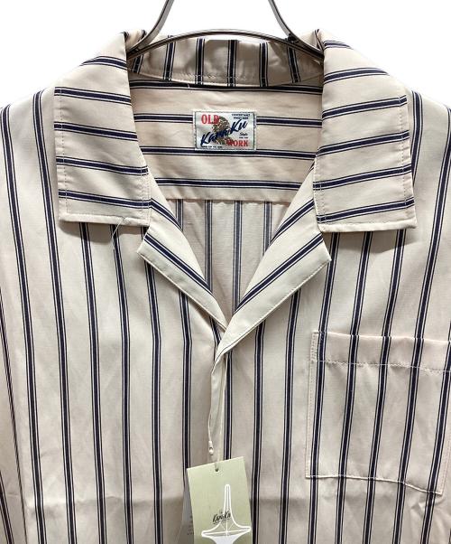 karaku（カラク）karaku (カラク) 半袖シャツ ベージュ サイズ:Lの古着・服飾アイテム
