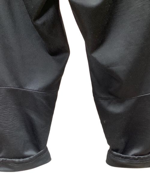 NIKE（ナイキ）NIKE (ナイキ) F.C.R.B. (エフシーレアルブリストル) トラックパンツ グレー×ブラック サイズ:XLの古着・服飾アイテム