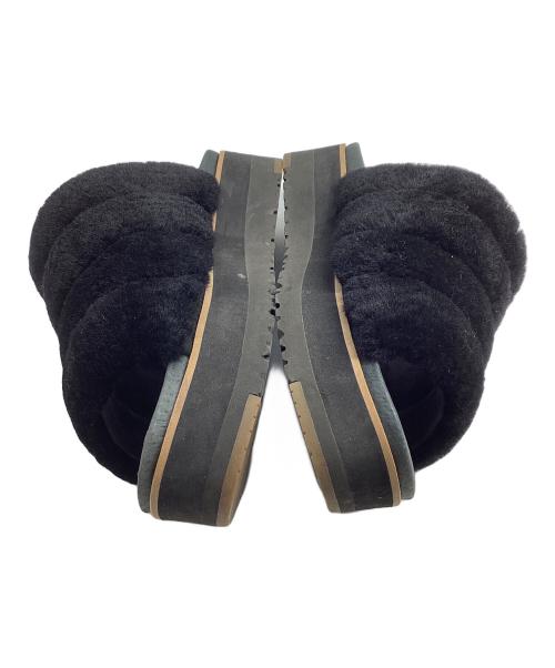 UGG（アグ）UGG (アグ) Fluff Yeah Sandal　フラッフイヤーサンダル ブラック サイズ:25の古着・服飾アイテム