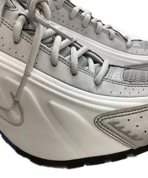 NIKE（ナイキ）NIKE (ナイキ) Nike Shox R4 ホワイト×シルバー サイズ:28cmの古着・服飾アイテム