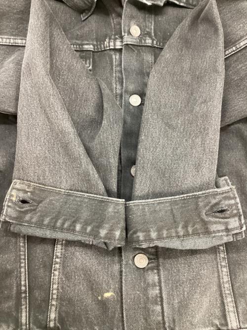 LEVI'S（リーバイス）LEVI'S (リーバイス) トラッカージャケット ブラック サイズ:Mの古着・服飾アイテム