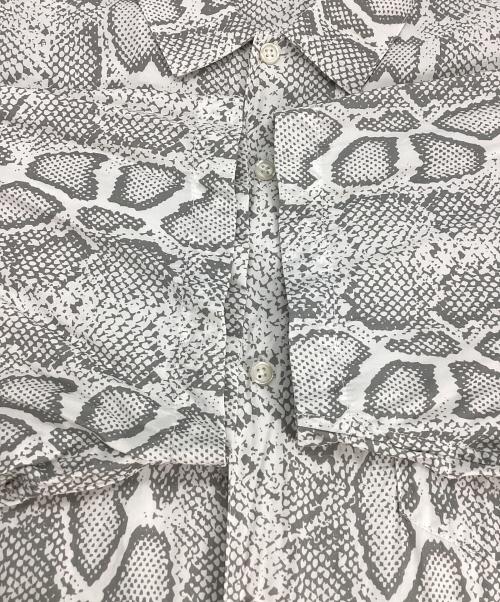 SUPREME（シュプリーム）SUPREME (シュプリーム) Supreme　SNAKE グレー サイズ:XXLの古着・服飾アイテム