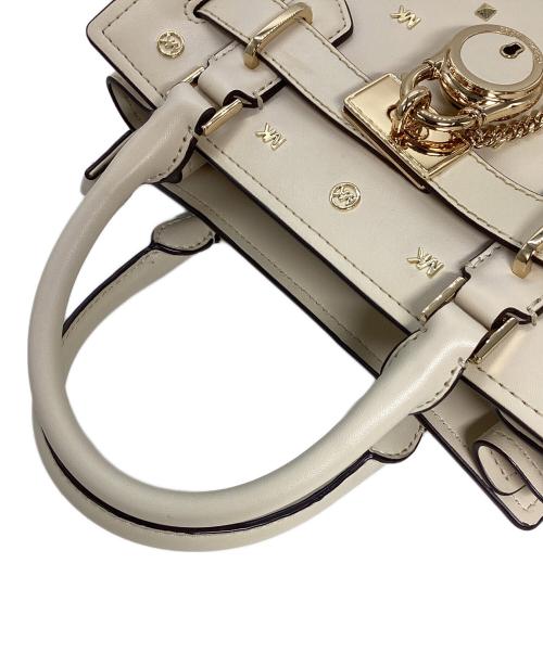 MICHAEL KORS（マイケルコース）MICHAEL KORS (マイケルコース) 2WAYショルダーバッグ ベージュの古着・服飾アイテム